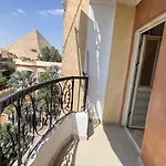 Golf Pyramids View Apartment