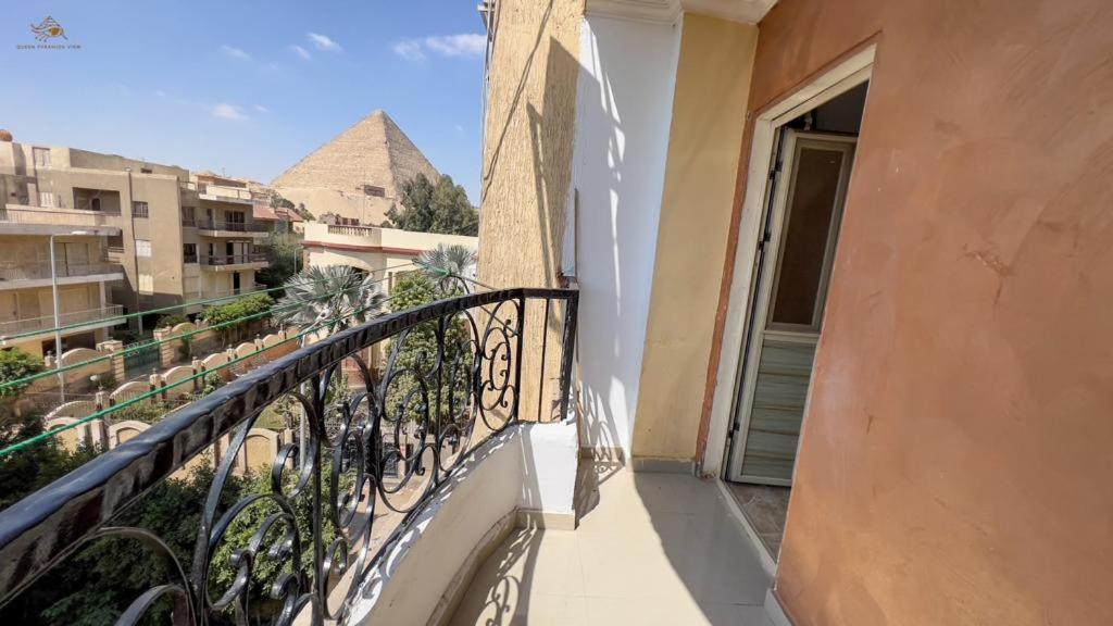 Golf Pyramids View Apartamento