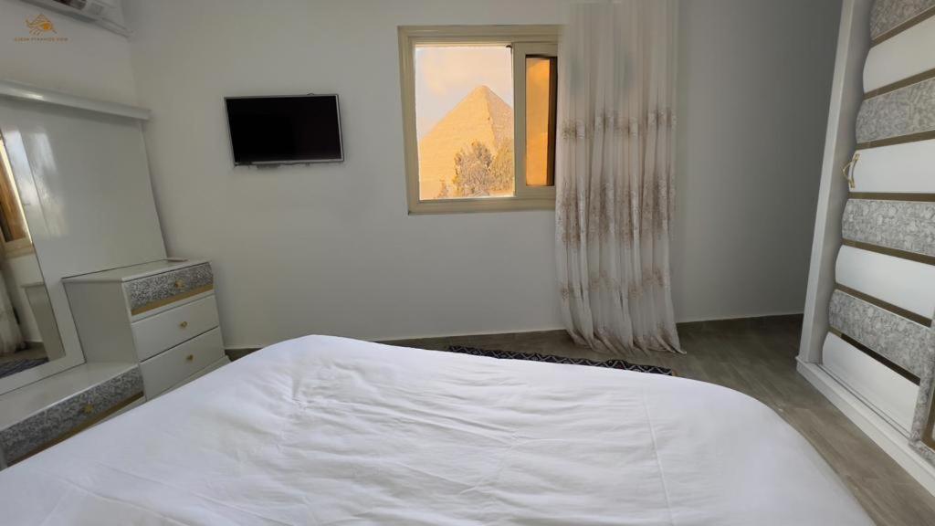 Golf Pyramids View Apartamento